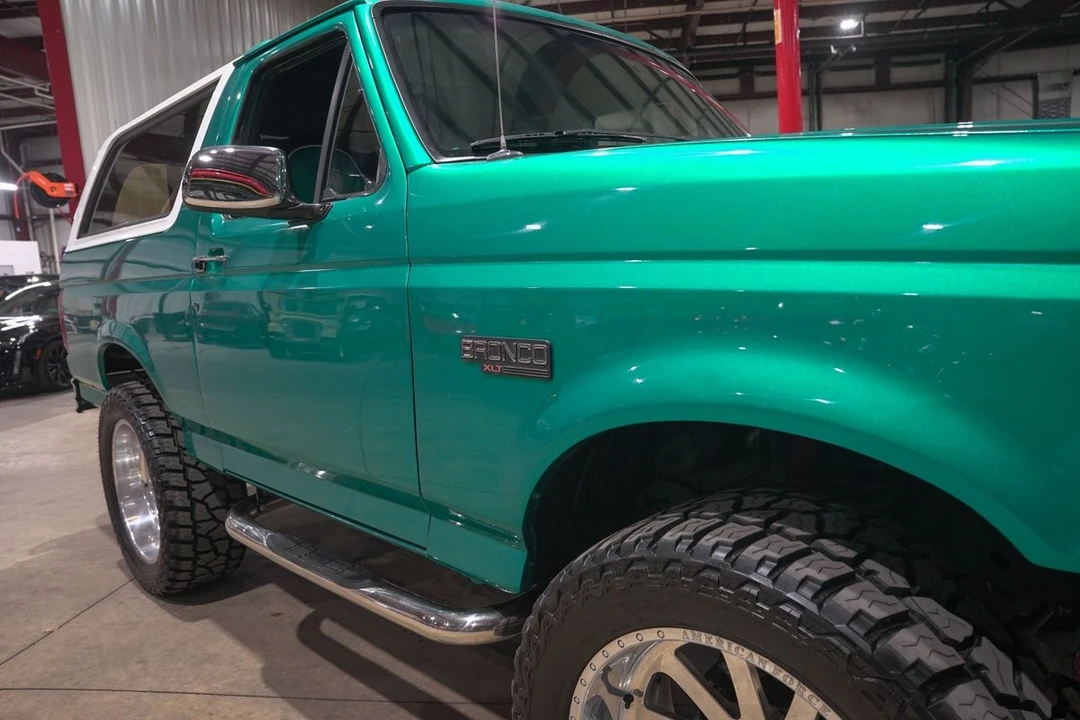 1995 Ford Bronco 5th Gen - Image 28 of 31