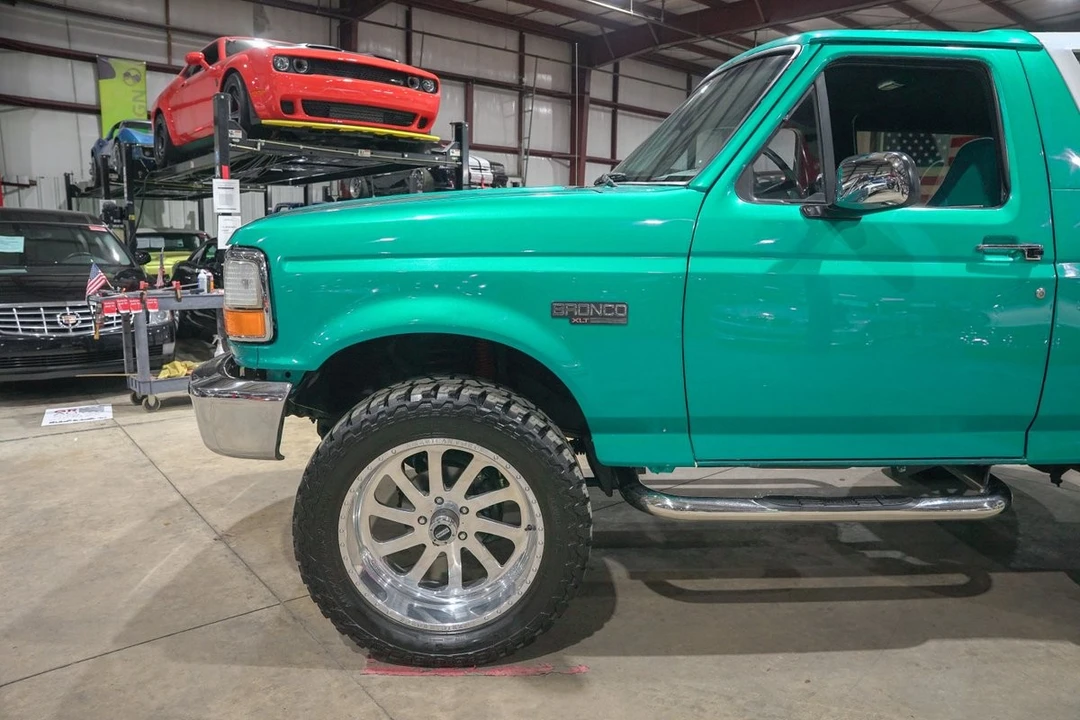 1995 Ford Bronco 5th Gen - Image 3 of 31