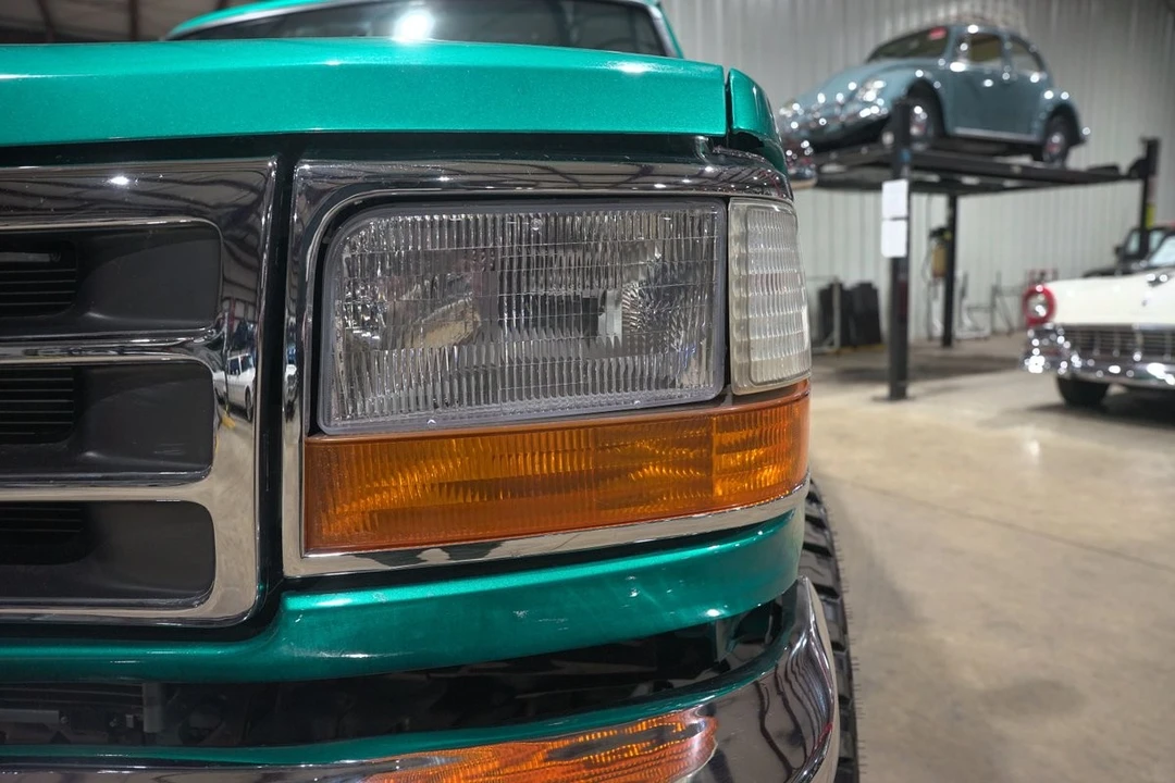 1995 Ford Bronco 5th Gen - Image 31 of 31