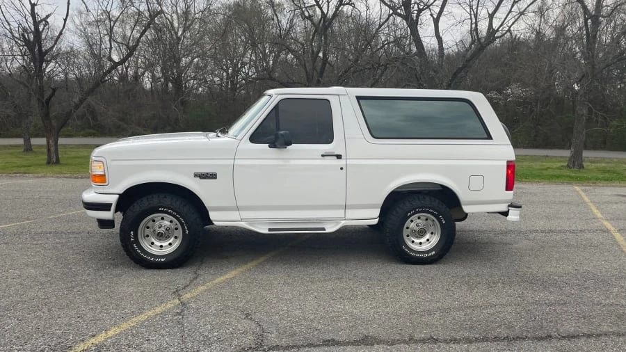 1995 Ford Bronco 5th Gen - Image 2 of 7