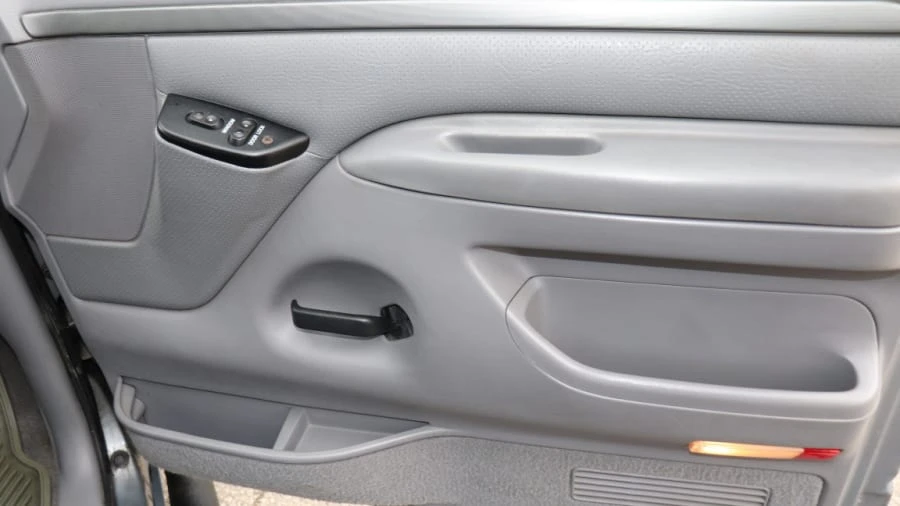 1995 Ford Bronco 5th Gen - Image 12 of 20