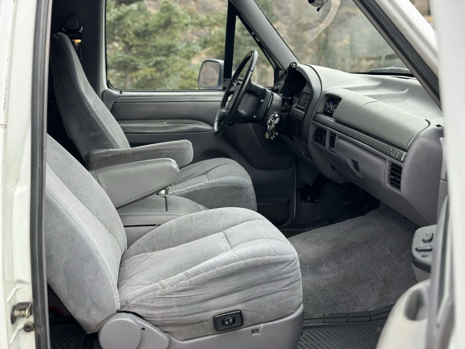 1995 Ford Bronco 5th Gen - Image 30 of 31