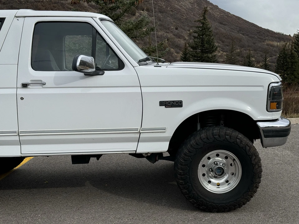 1995 Ford Bronco 5th Gen - Image 22 of 31