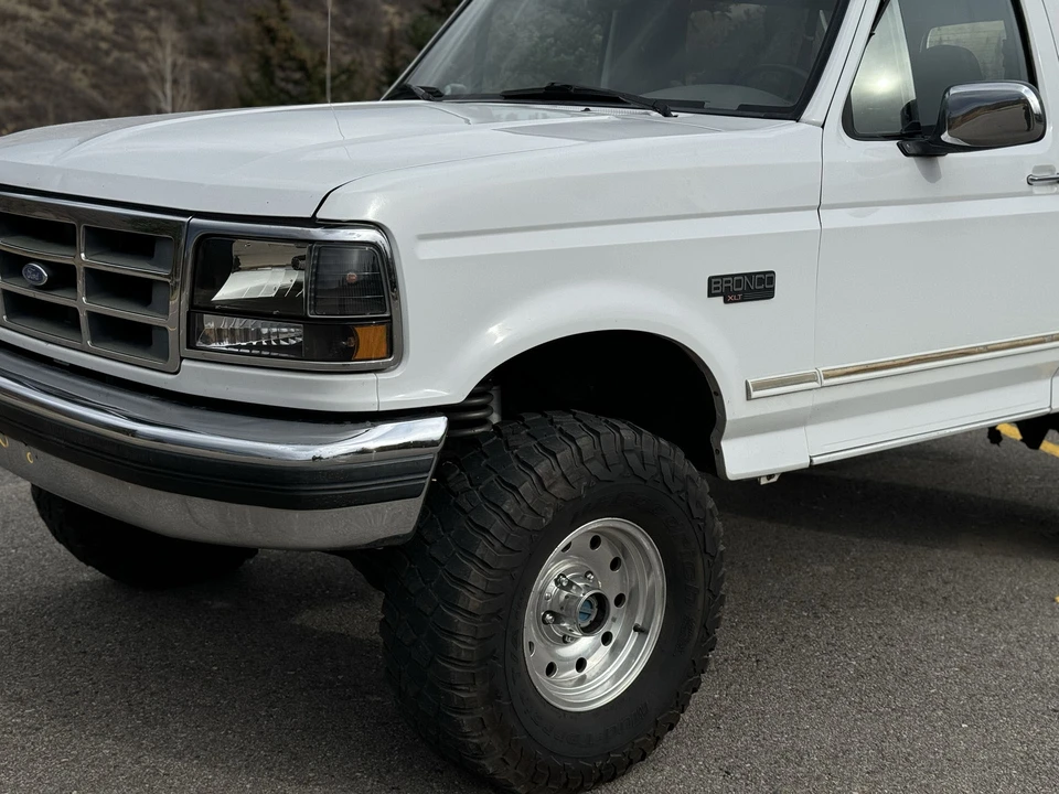 1995 Ford Bronco 5th Gen - Image 14 of 31