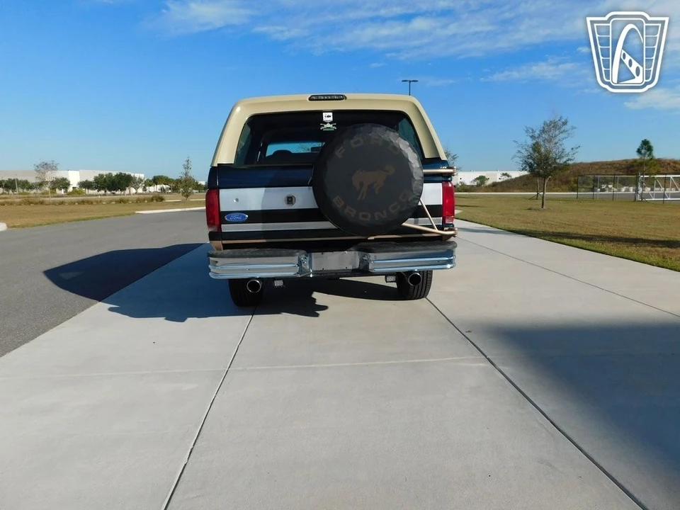 1995 Ford Bronco 5th Gen - Image 17 of 21