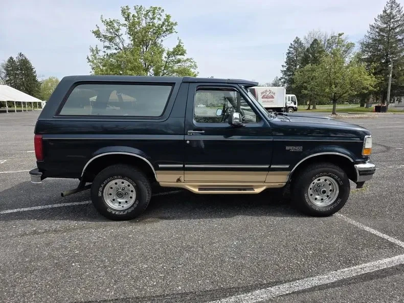 1995 Ford Bronco 5th Gen - Image 9 of 10