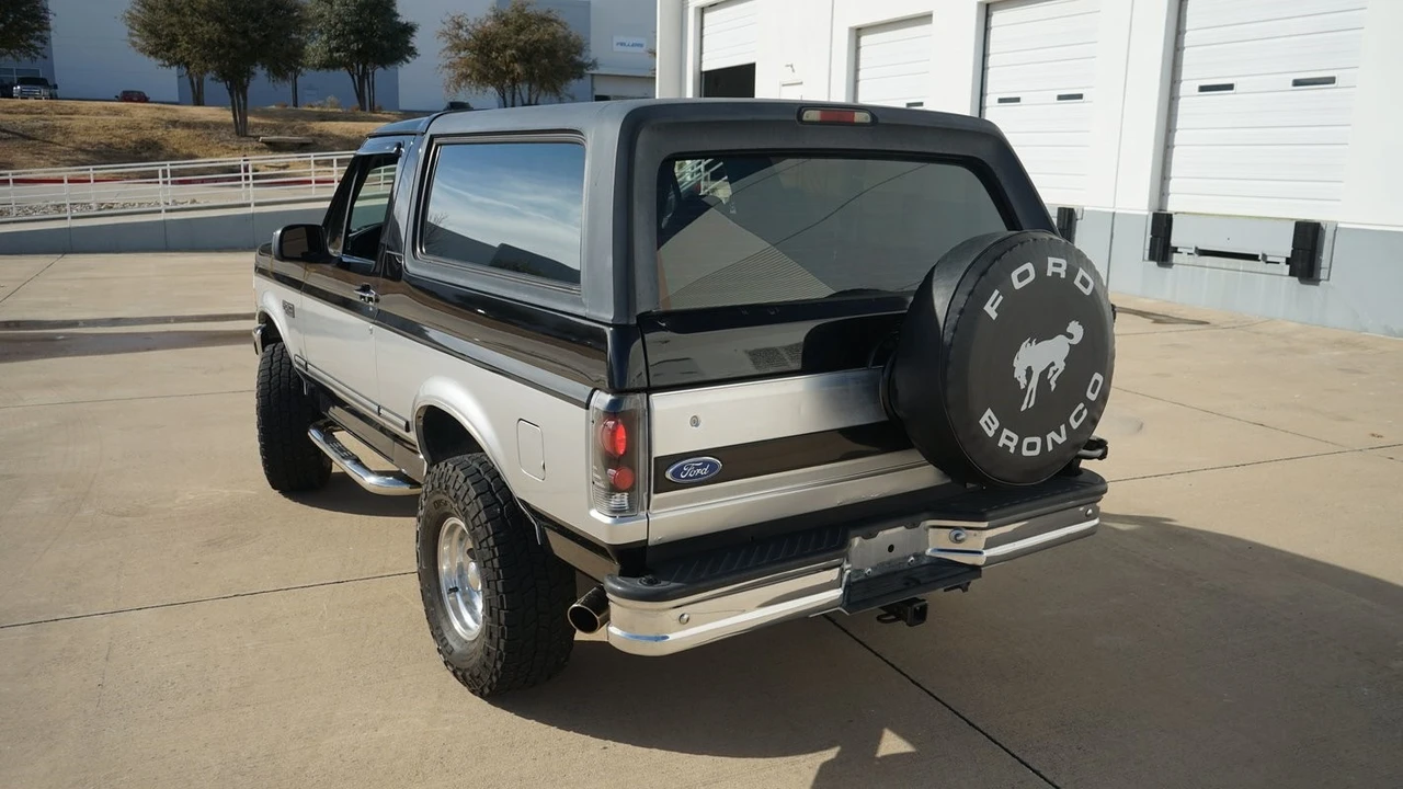 1995 Ford Bronco 5th Gen - Image 10 of 21