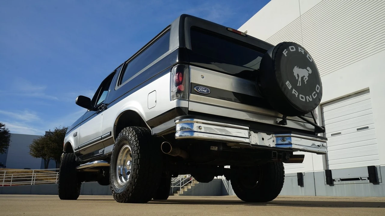 1995 Ford Bronco 5th Gen - Image 12 of 12