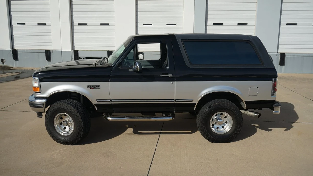 1995 Ford Bronco 5th Gen - Image 6 of 12