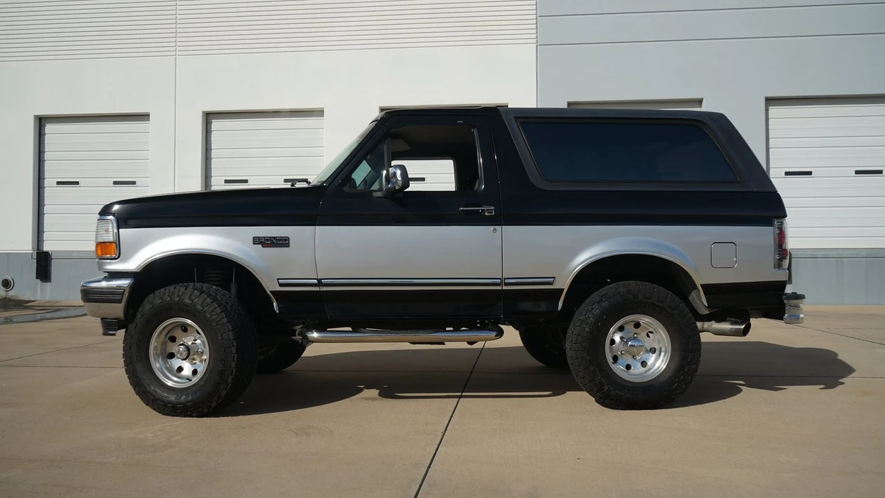 1995 Ford Bronco 5th Gen - Image 8 of 12