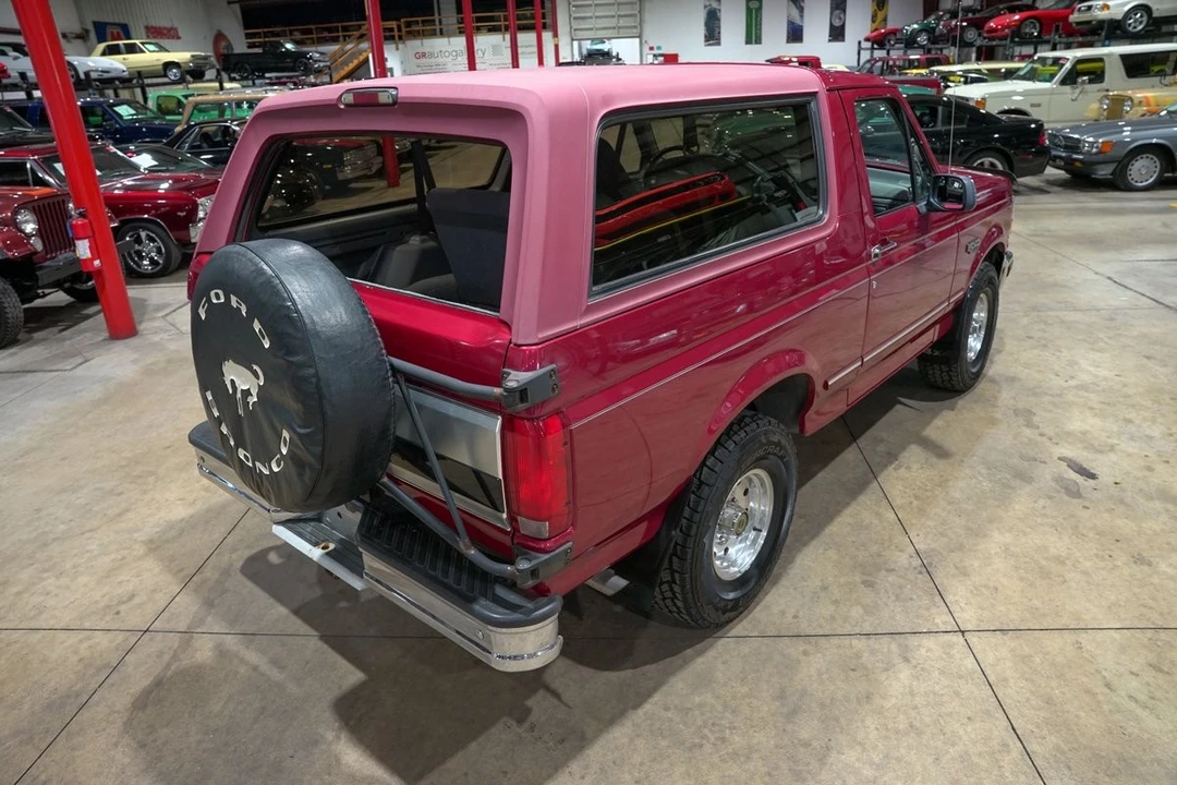 1995 Ford - Image 17 of 31