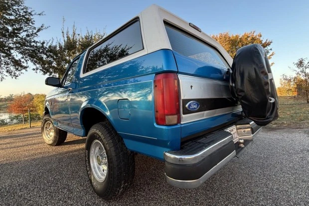 1995 Ford Bronco 5th Gen - Image 2 of 7