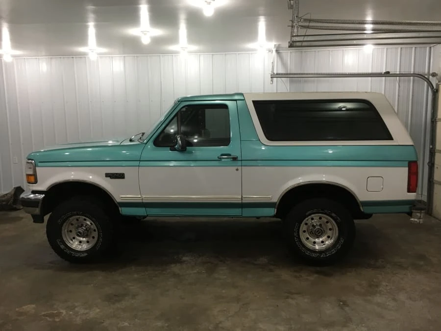 1995 Ford Bronco 5th Gen - Image 2 of 4