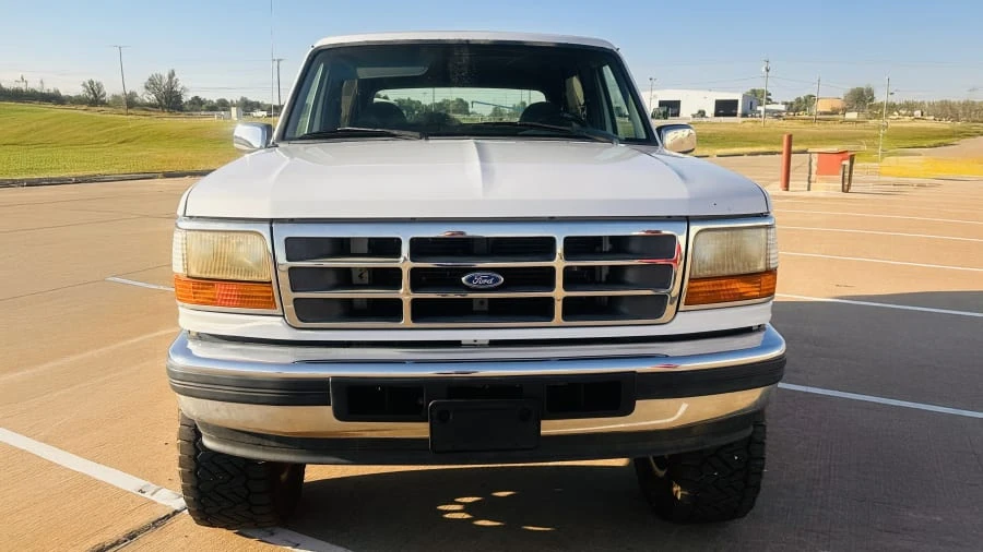 1995 Ford Bronco 5th Gen - Image 2 of 11