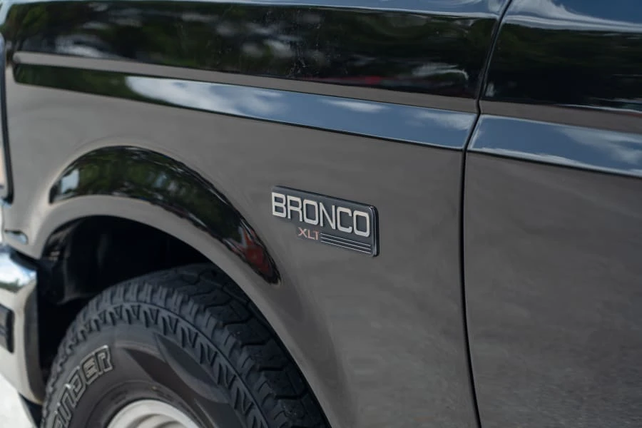 1995 Ford Bronco 5th Gen - Image 4 of 12