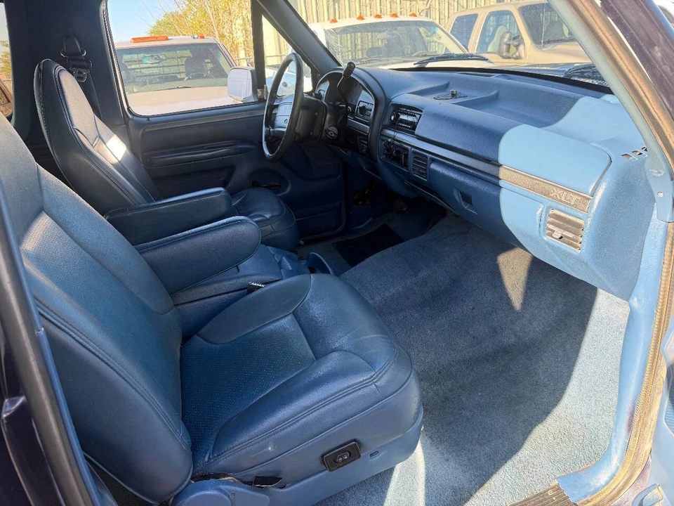 1995 Ford Bronco 5th Gen - Image 4 of 12