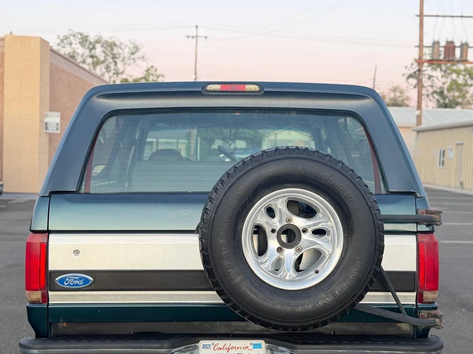 1995 Ford Bronco 5th Gen - Image 4 of 12
