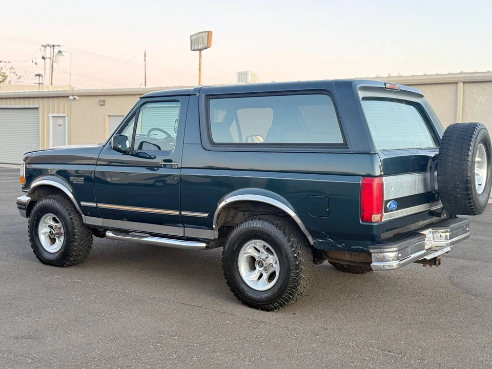 1995 Ford Bronco 5th Gen - Image 3 of 12