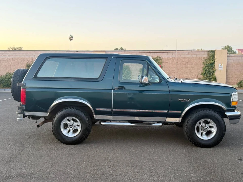 1995 Ford Bronco 5th Gen - Image 6 of 12