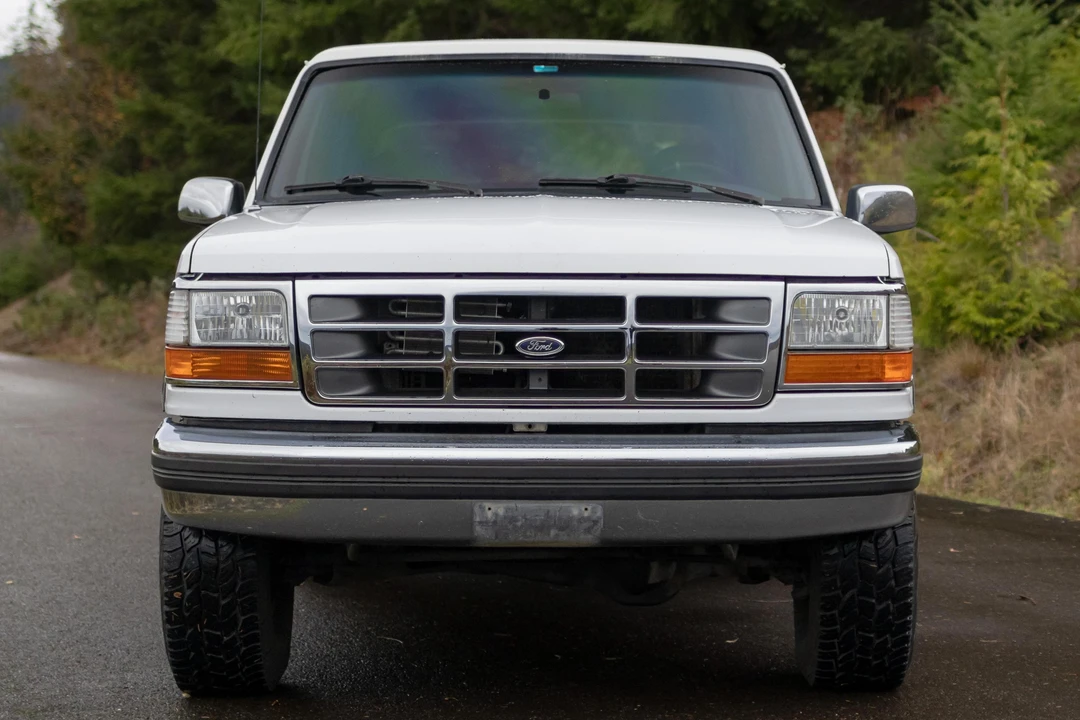 1995 Ford Bronco 5th Gen - Image 2 of 31