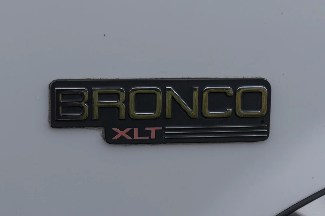1995 Ford Bronco 5th Gen - Image 14 of 31