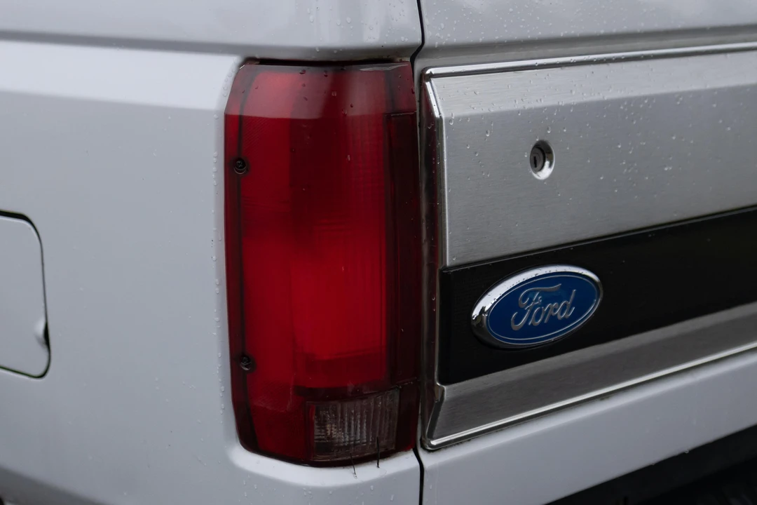 1995 Ford Bronco 5th Gen - Image 18 of 31