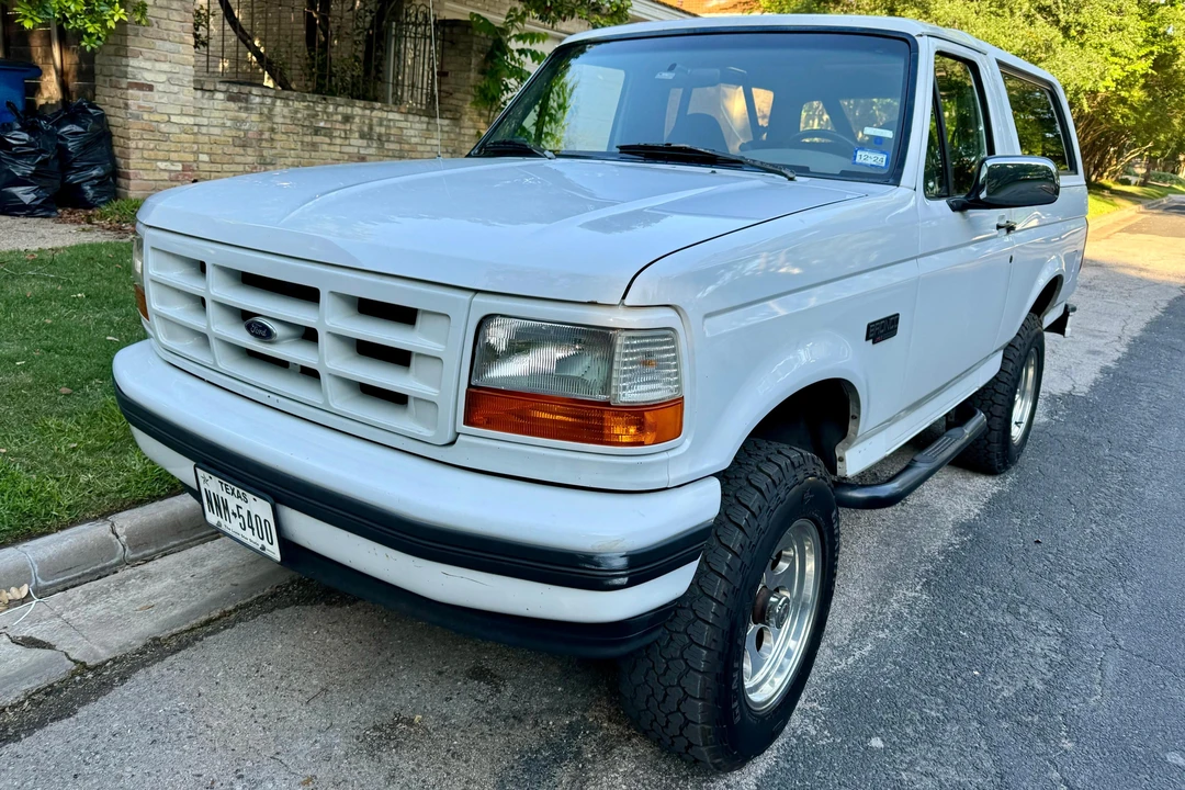 1995 Ford Bronco 5th Gen - Image 2 of 31