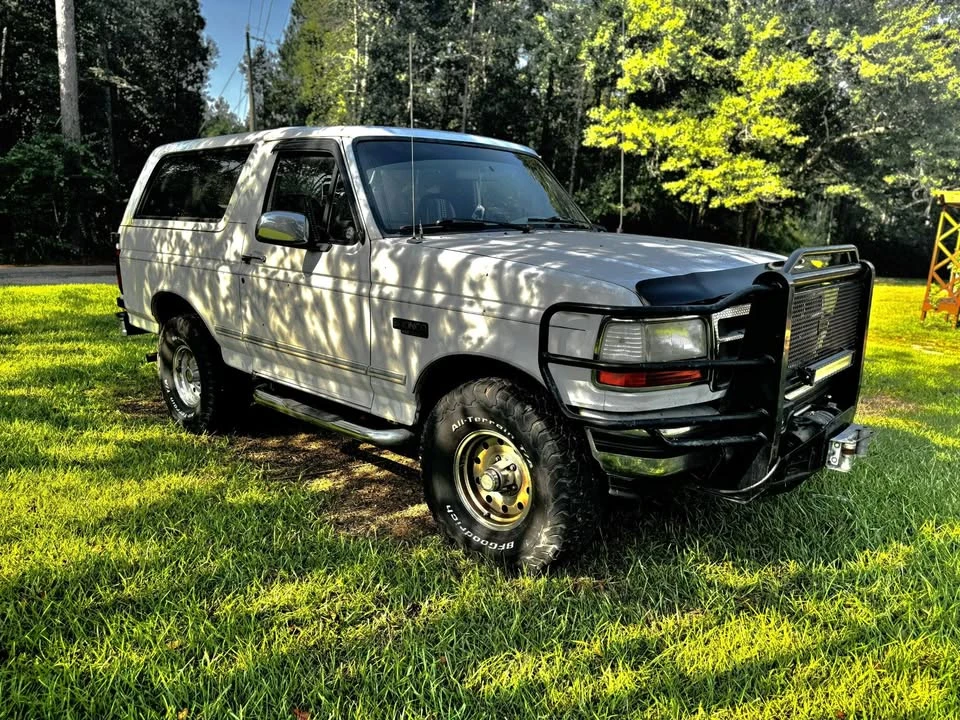 1995 Ford Bronco 5th Gen - Image 2 of 12