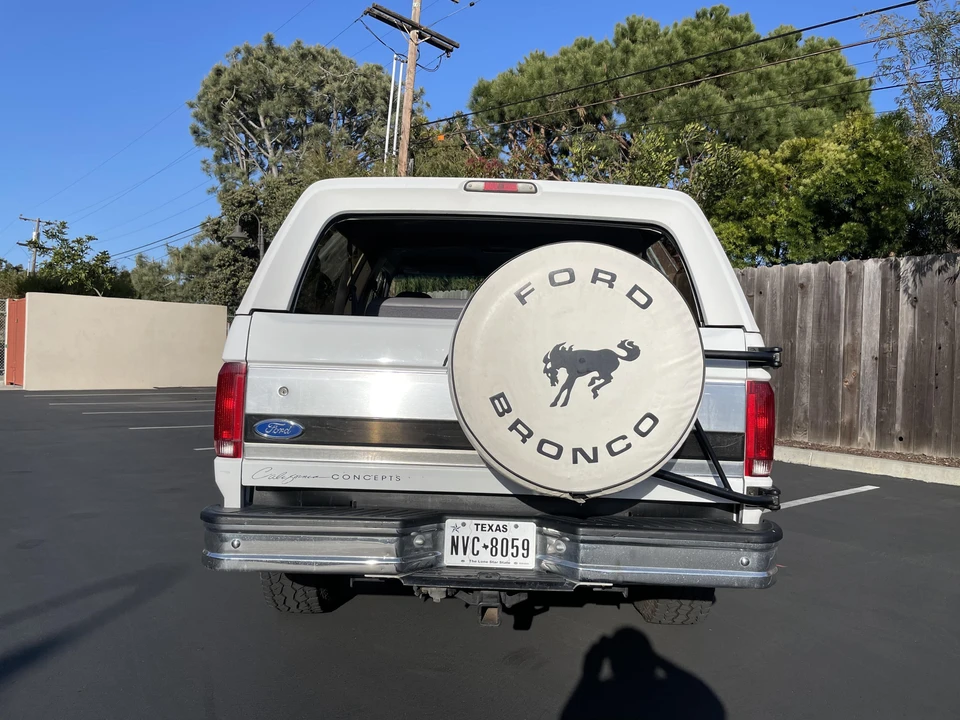 1995 Ford Bronco 5th Gen - Image 16 of 31