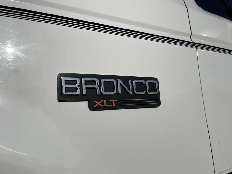 1995 Ford Bronco 5th Gen - Image 21 of 31