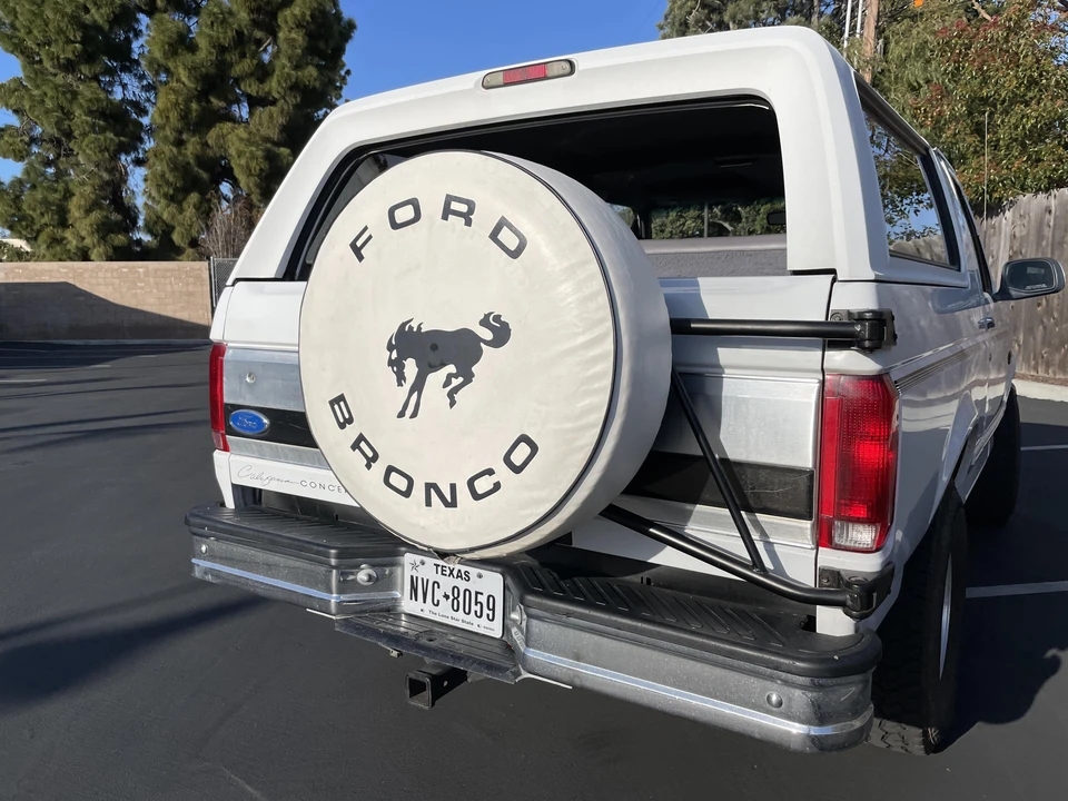1995 Ford Bronco 5th Gen - Image 17 of 31