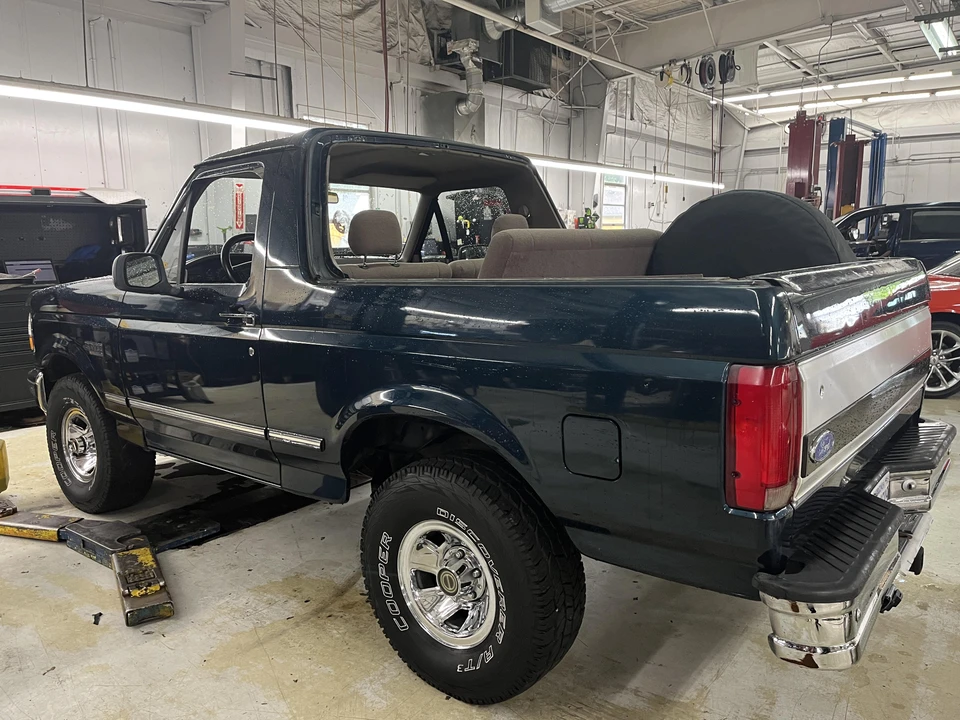 1995 Ford Bronco 5th Gen - Image 19 of 23