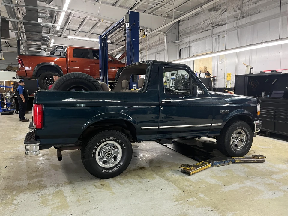 1995 Ford Bronco 5th Gen - Image 21 of 23