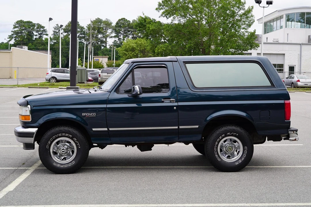 1995 Ford Bronco 5th Gen - Image 3 of 23