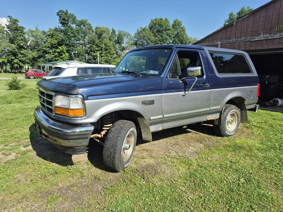 1995 Ford Bronco 5th Gen - Image 2 of 23