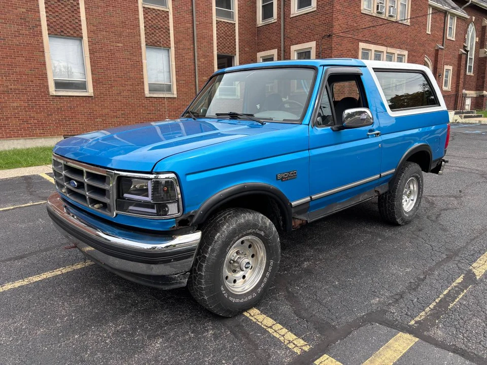 1995 Ford Bronco 5th Gen - Image 5 of 11