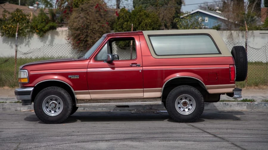1995 Ford Bronco 5th Gen - Image 2 of 12
