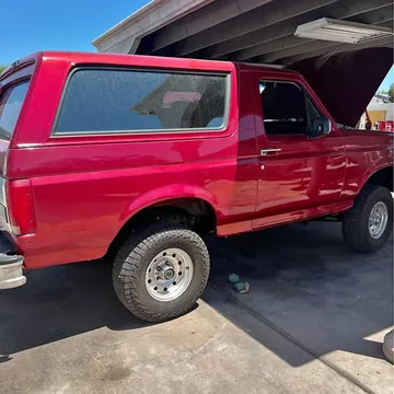 1995 Ford Bronco XLT