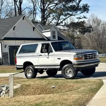1995 Ford Bronco XLT