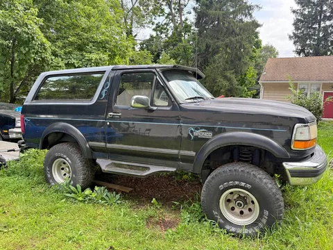 1995 Ford Bronco XLT