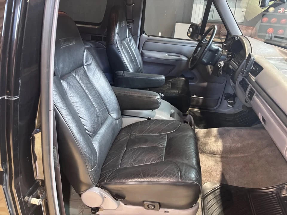 1995 Ford Bronco 5th Gen - Image 17 of 20
