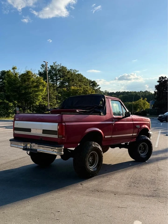 1995 Ford Bronco 5th Gen - Image 4 of 13