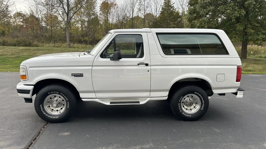 1995 Ford Bronco 5th Gen - Image 2 of 4