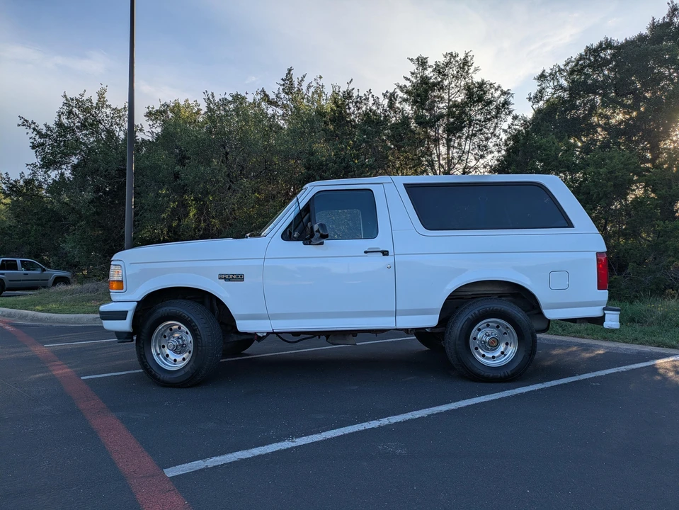 1995 Ford Bronco 5th Gen - Image 14 of 31