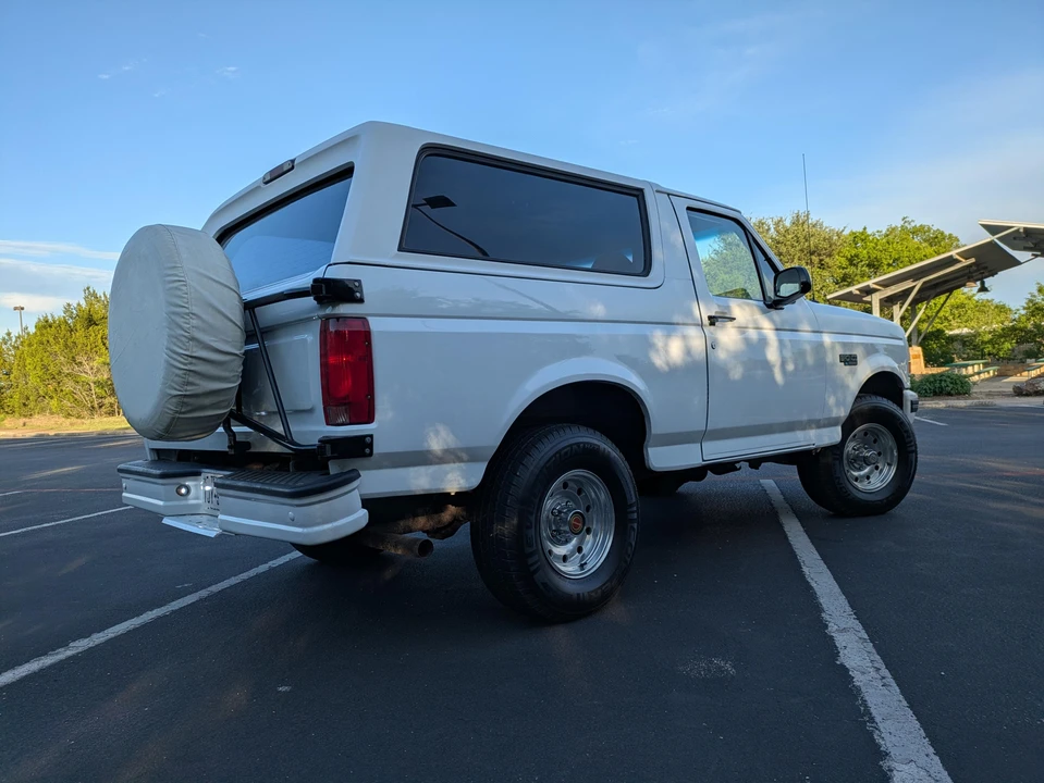 1995 Ford Bronco 5th Gen - Image 17 of 31