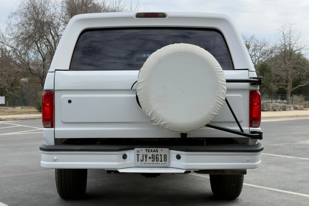 1995 Ford Bronco 5th Gen - Image 5 of 31