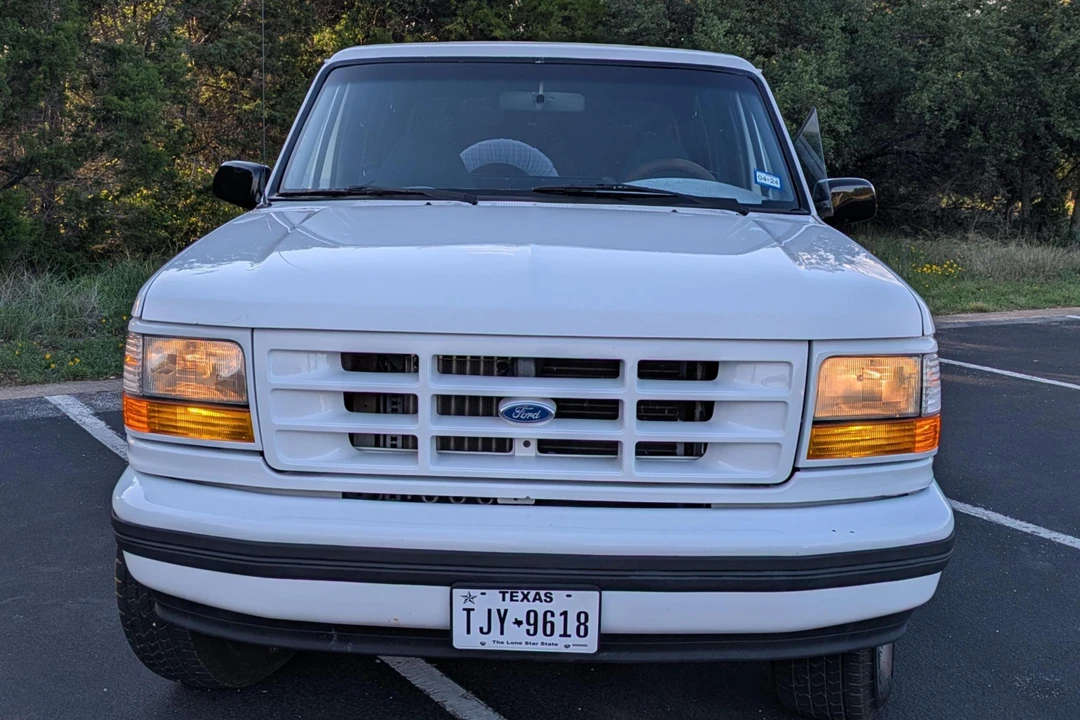 1995 Ford Bronco 5th Gen - Image 2 of 31