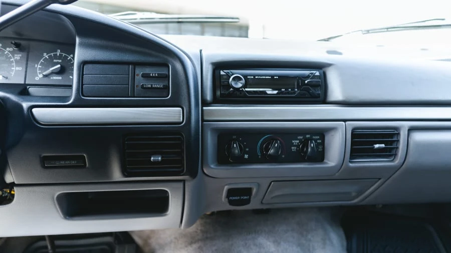 1995 Ford Bronco 5th Gen - Image 16 of 18