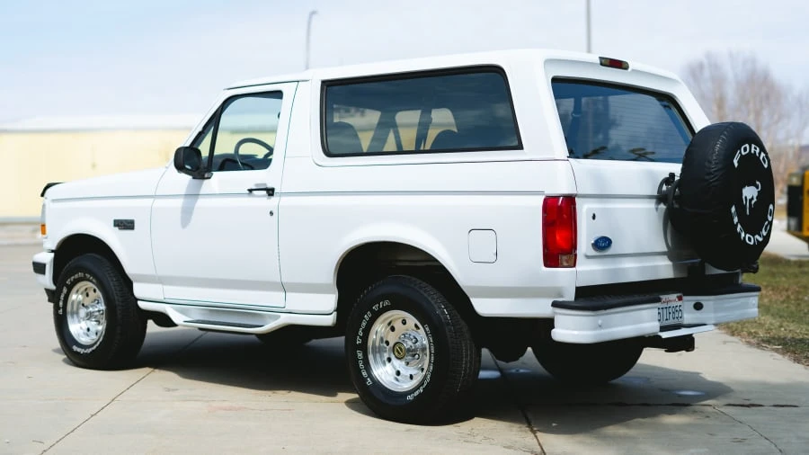 1995 Ford Bronco 5th Gen - Image 3 of 18