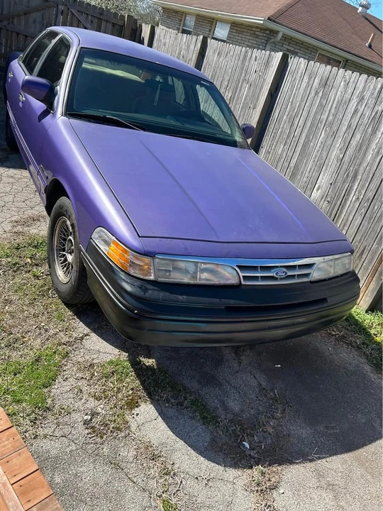 1995 Ford Crown Victoria - Image 3 of 4